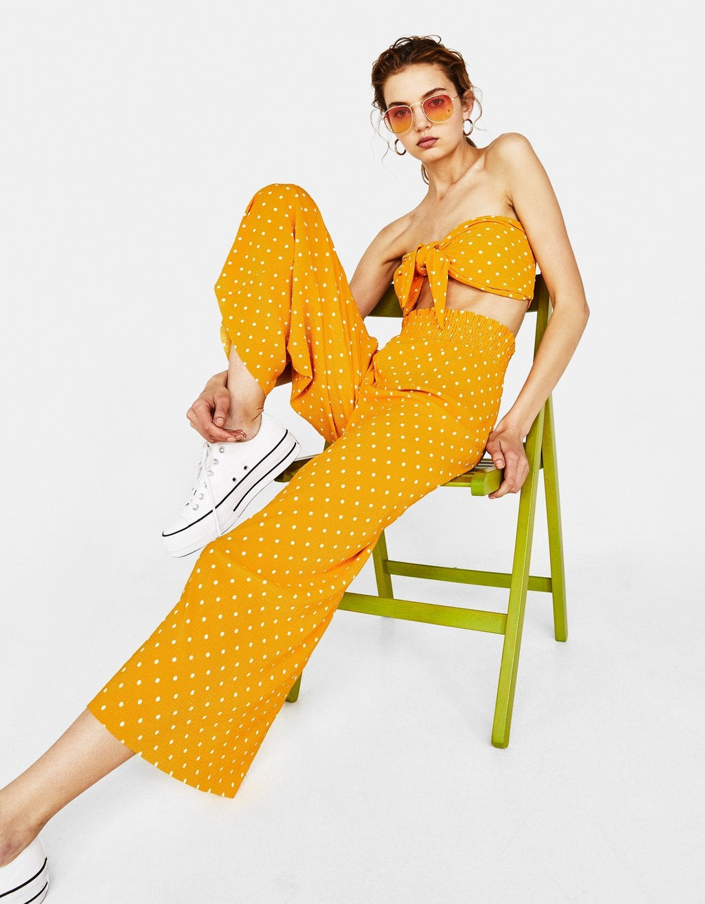 Knittertop mit Knotendetail